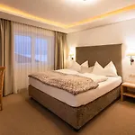 Hubertus 4*