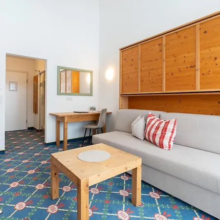 Hotell Hubertus 4*